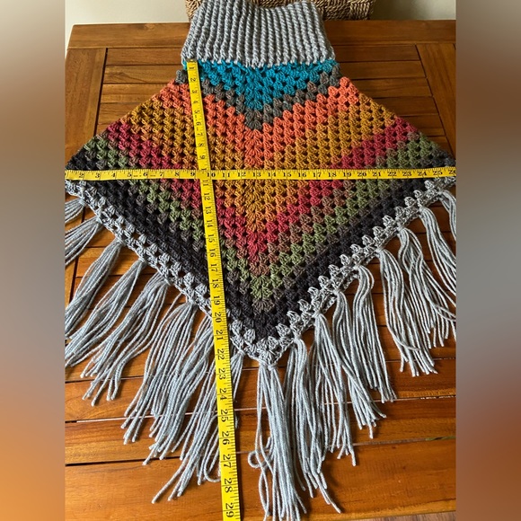 Crochet Boho Poncho - Picture 8 of 9
